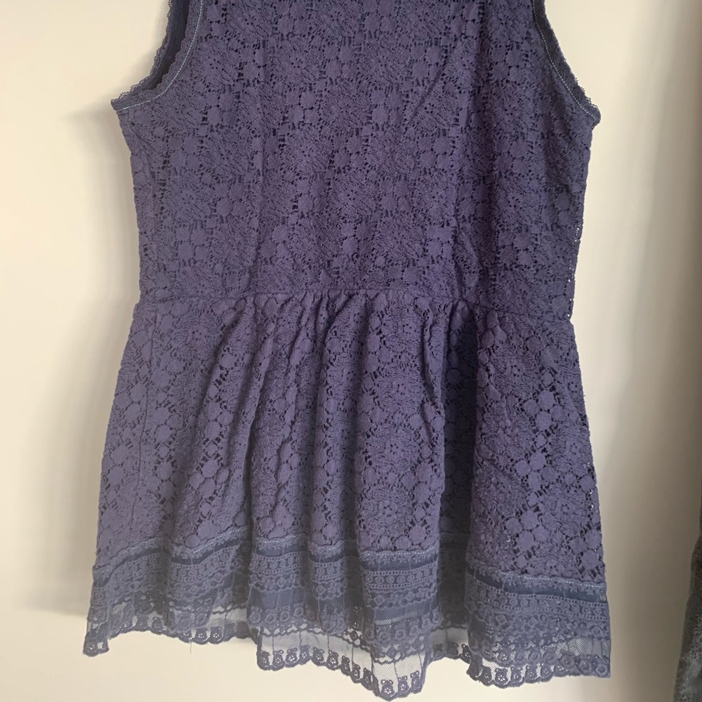 Anthropologie One September Coralline Peplum Lace top - small - Picture 4 of 11